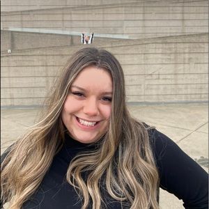 Meet your Posher, Jacqueline